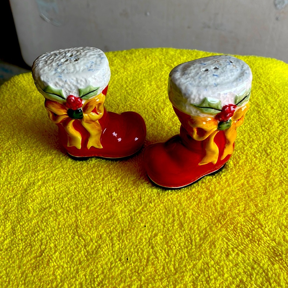 Christopher Radko holiday salt and pepper shakers.